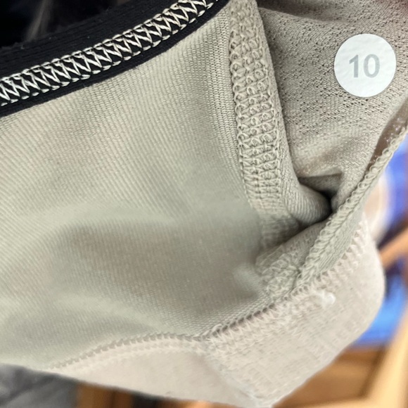 Lululemon No Limits Tank - Picture 5 of 5